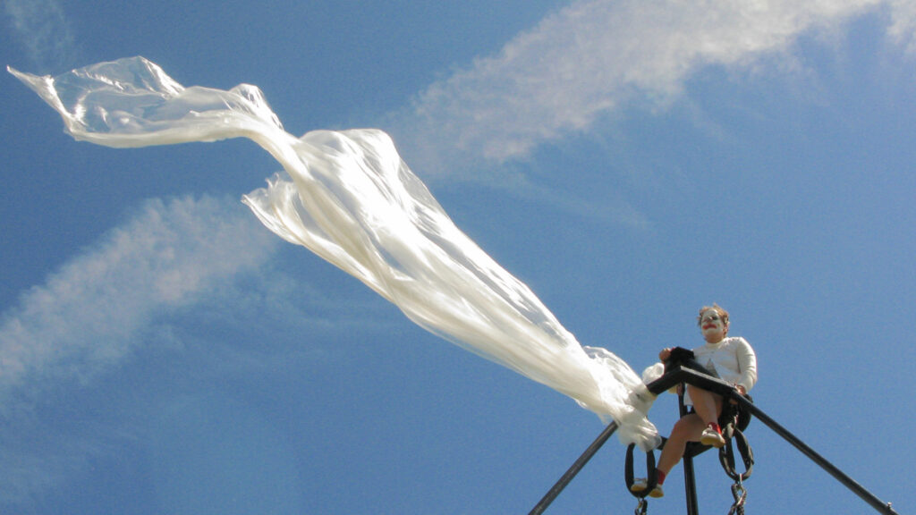 clown voile blanc ciel